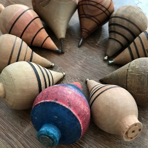 Leilão de Brinquedos Vintage: O Encanto da Infância de Volta à Vida