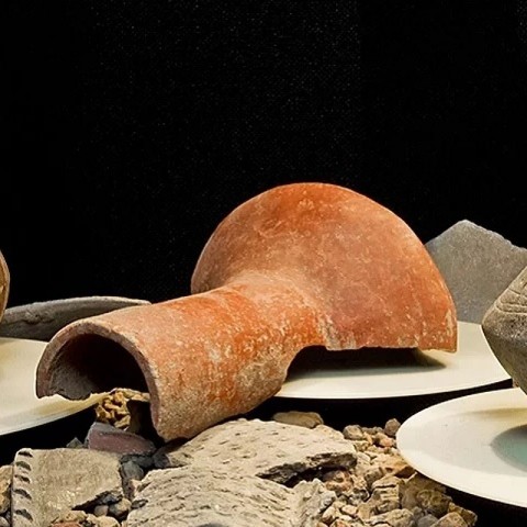 Os Mistérios dos Objetos Antigos